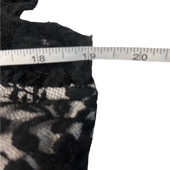 Women's Chi Chi London Black & White Lace Mini Dress Plus Size 18 - Picture 10 of 13